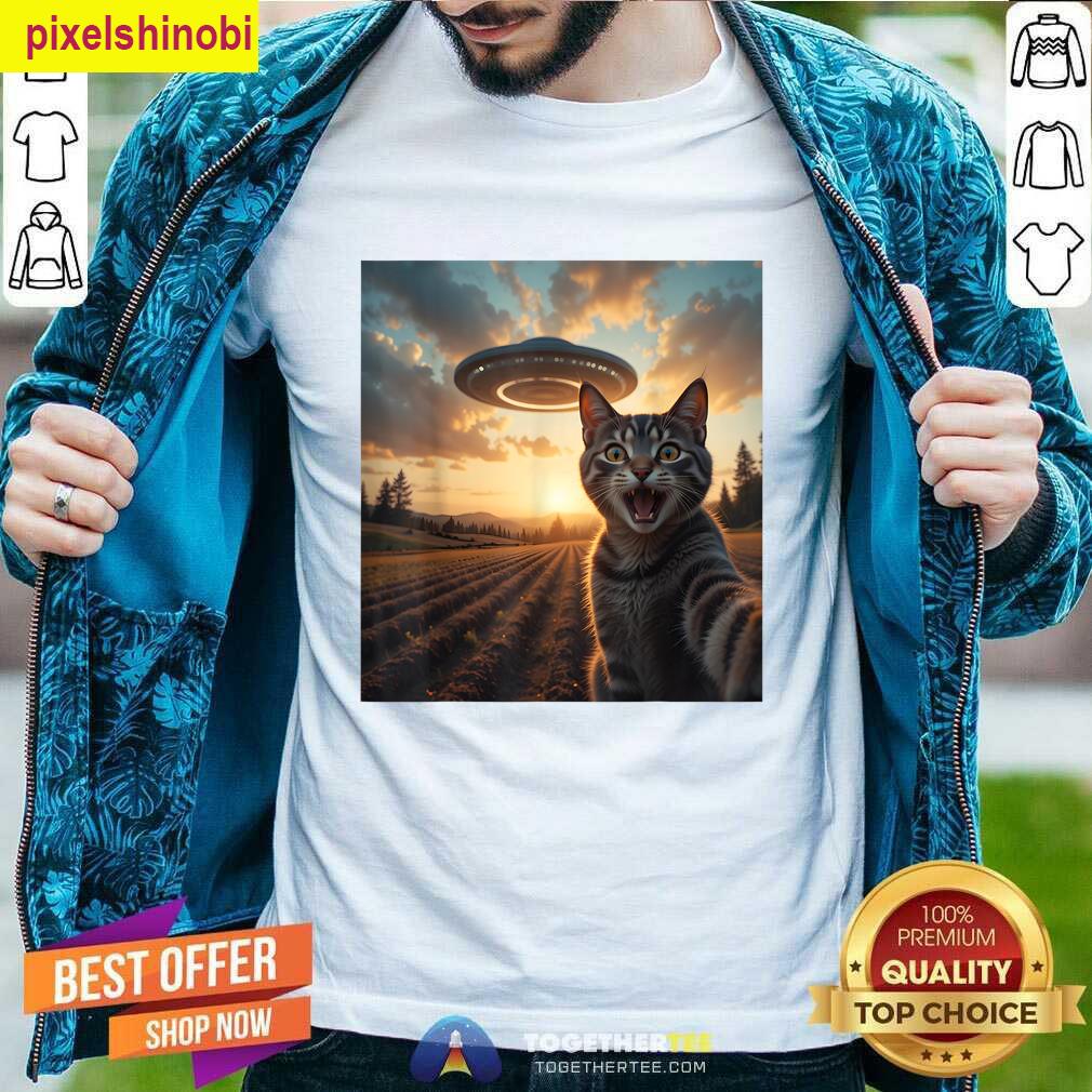 Cat Selfie Alien T-shirt